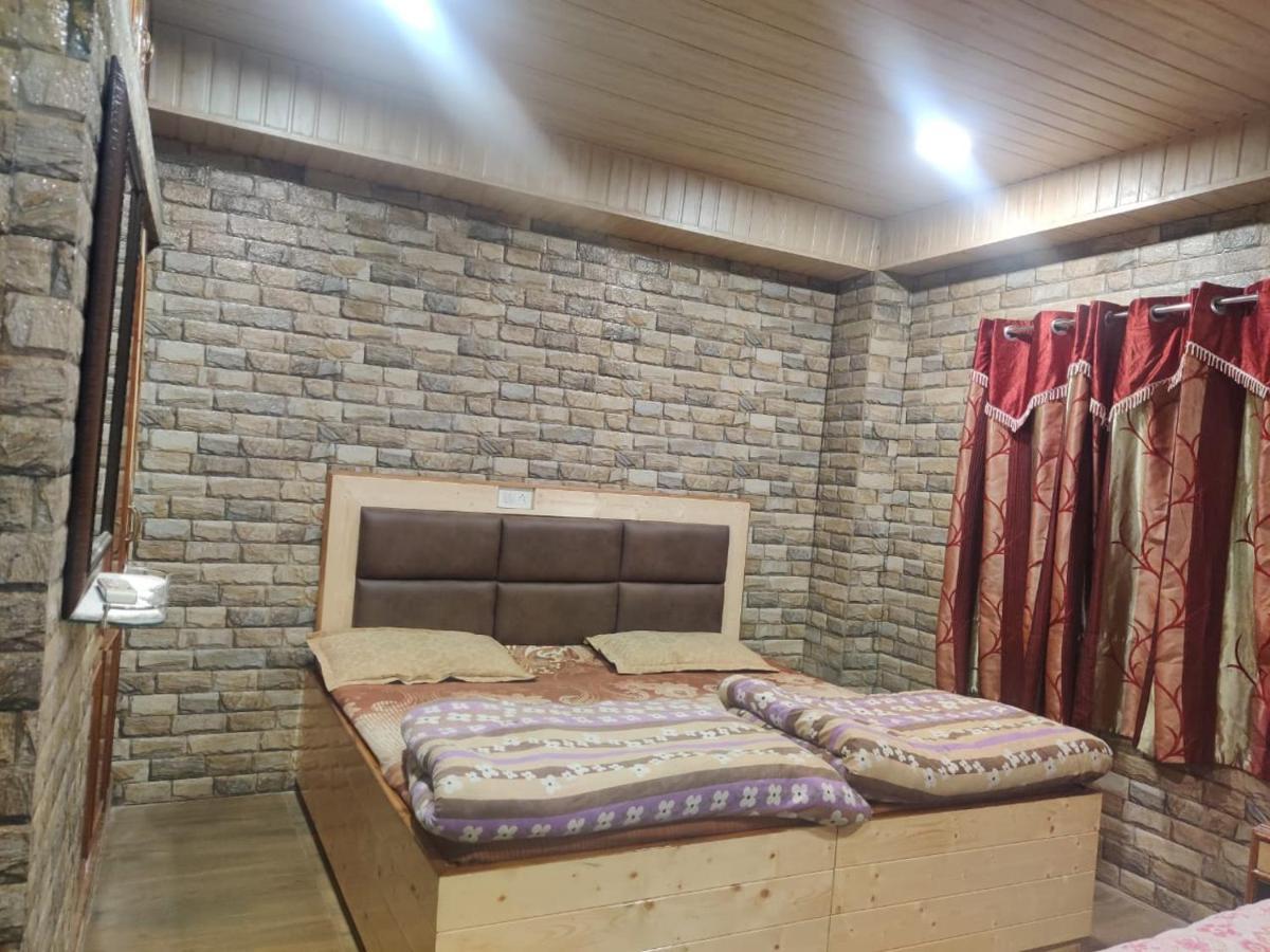 Mehdudia Guest House Shimla Ngoại thất bức ảnh