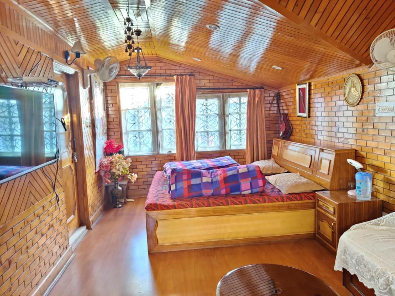 Mehdudia Guest House Shimla Ngoại thất bức ảnh
